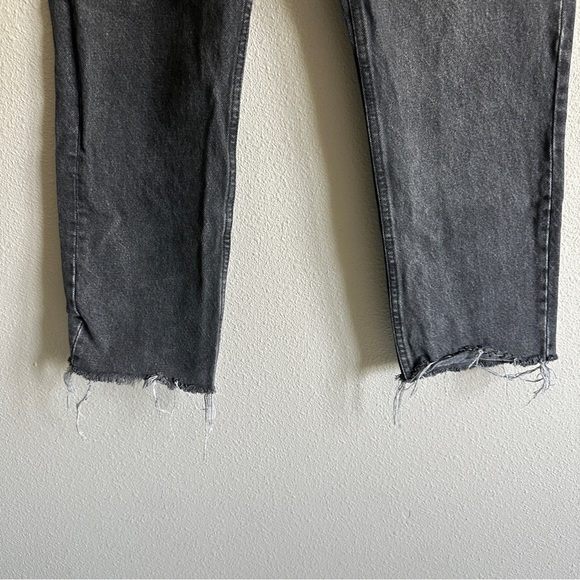 Zara Gray Button Fly Ankle Crop Jeans with Raw Hem 6 - Picture 6 of 12